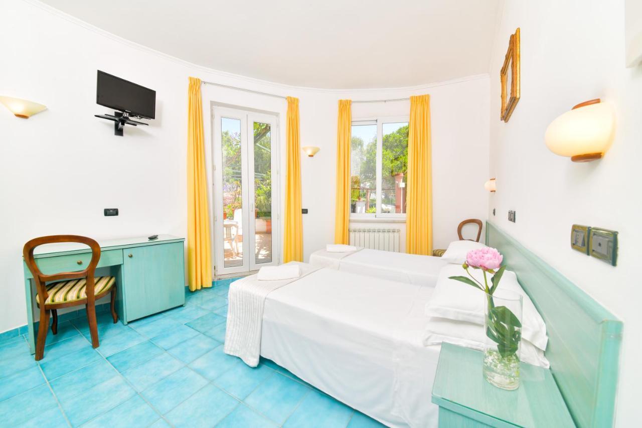 Hotel Pineta Ischia Eksteriør billede