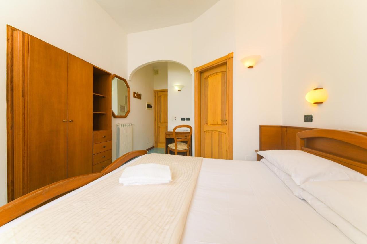 Hotel Pineta Ischia Eksteriør billede